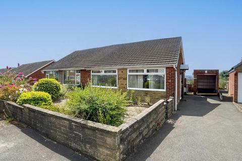 2 bedroom semi-detached bungalow for sale, Pennine Road, Dewsbury