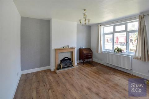 3 bedroom house for sale, Chatsworth Crescent, Hounslow TW3