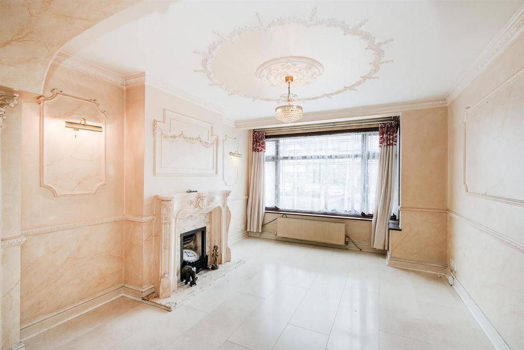 134 Cherrydown Avenue-5 web.jpg