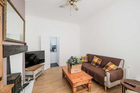 1 bedroom flat for sale, Wellesley Road, Ilford