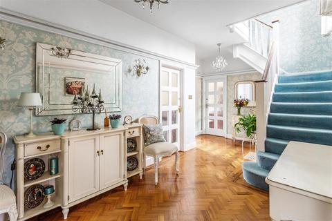 58 York Road, Sutton, SM2 6HJ