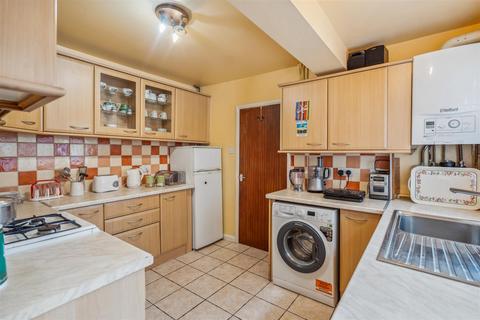 3 bedroom semi-detached house for sale, Abercromby Avenue, High Wycombe HP12