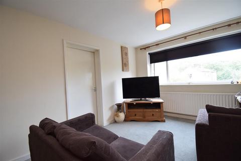 1 bedroom apartment to rent, Lees Hall Road, Dewsbury WF12