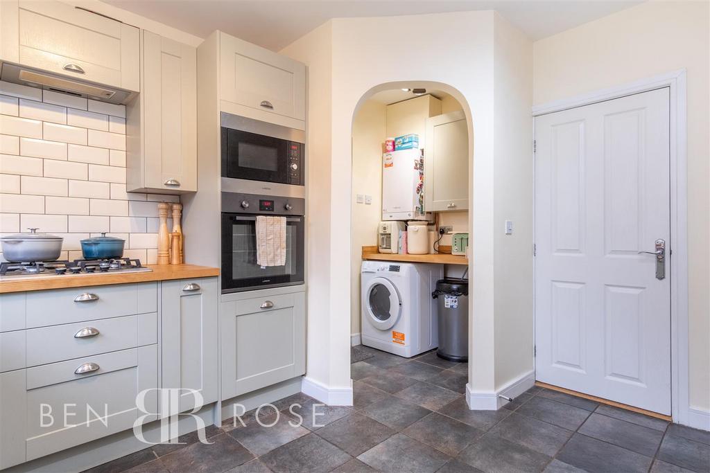 Kitchen/Utility