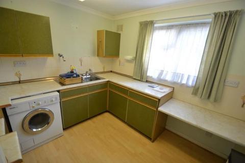 1 bedroom flat to rent, Coldharbour Court, Andover SP10