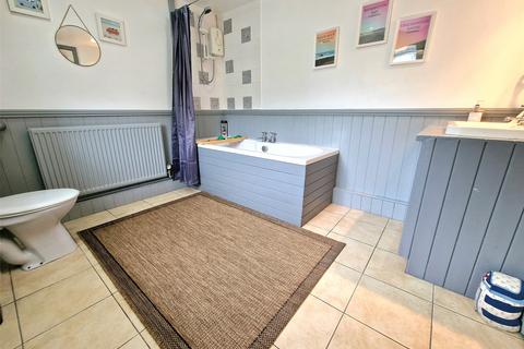 4 bedroom end of terrace house for sale, Poundstock, Bude, Cornwall, EX23