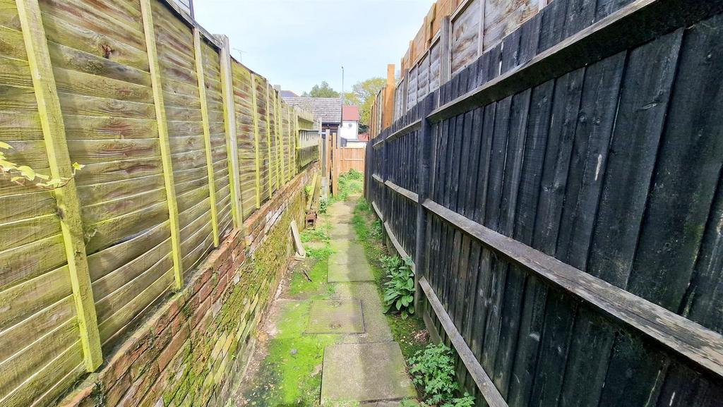 WALKWAY TO GARDEN.jpg