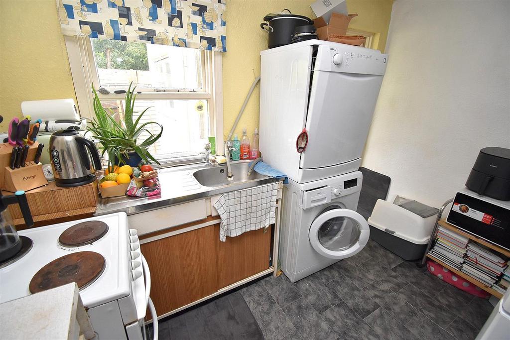 Kitchen.jpg