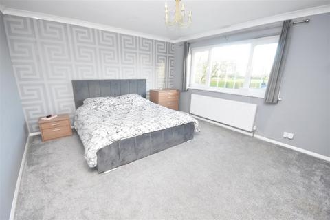 3 bedroom detached bungalow for sale, New House Lane, Bradford BD13