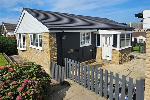 3 bedroom detached bungalow for sale, New House Lane, Bradford BD13