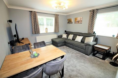 1 bedroom apartment for sale, Belle Vue Close, Aldershot GU12