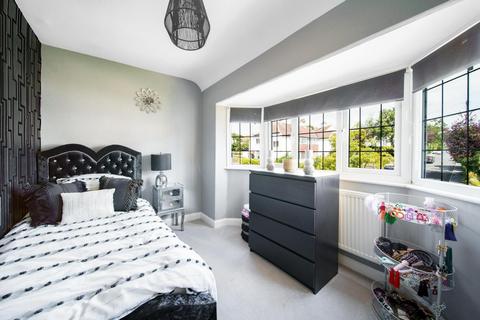 3 bedroom semi-detached house for sale, Moorland Rise, Leeds LS17