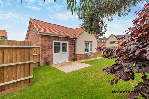 1 bedroom detached bungalow for sale, Waveney Court, Mendham Lane, Harleston