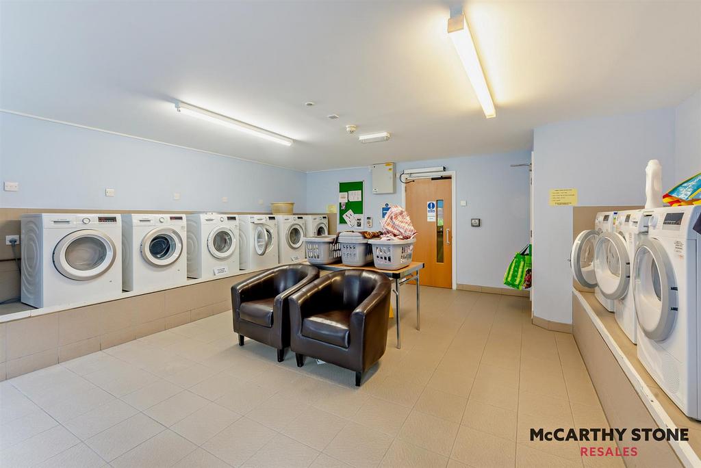 8606222-interior16-800.jpg