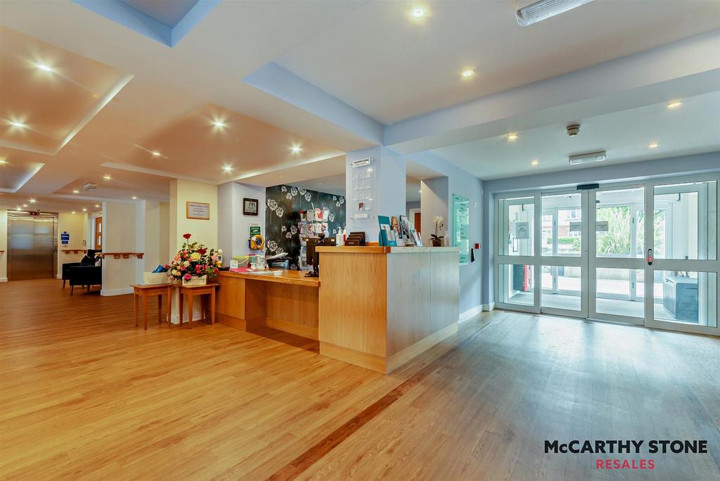 8606222-interior04-800.jpg