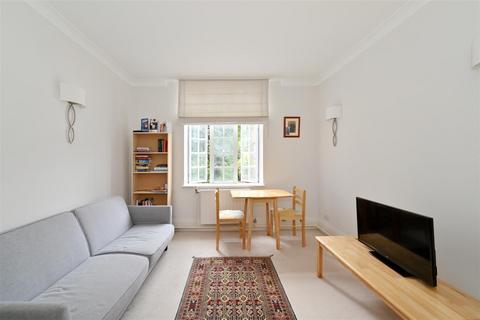 1 bedroom apartment for sale, Britten Street, Chelsea, SW3