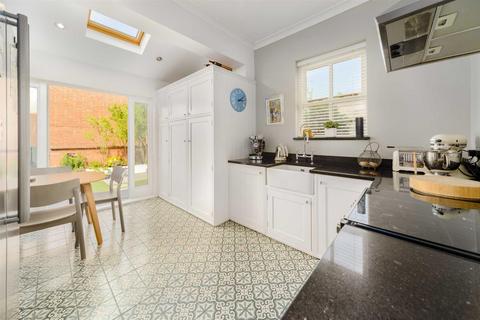 4 bedroom terraced house for sale, Campion Road, Leamington Spa