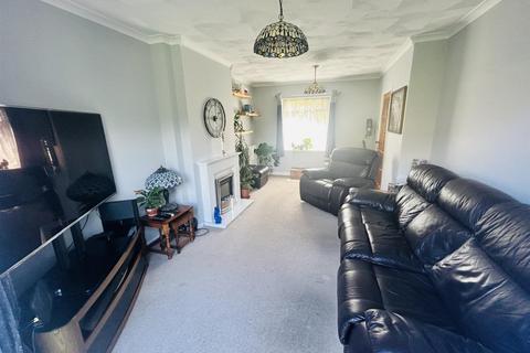 3 bedroom semi-detached house for sale, Beach Road, Eastbourne BN22