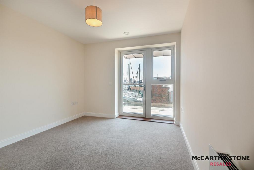 8606945-interior08-800.jpg