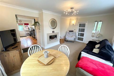 3 bedroom detached bungalow for sale, Limestone Road, Scarborough