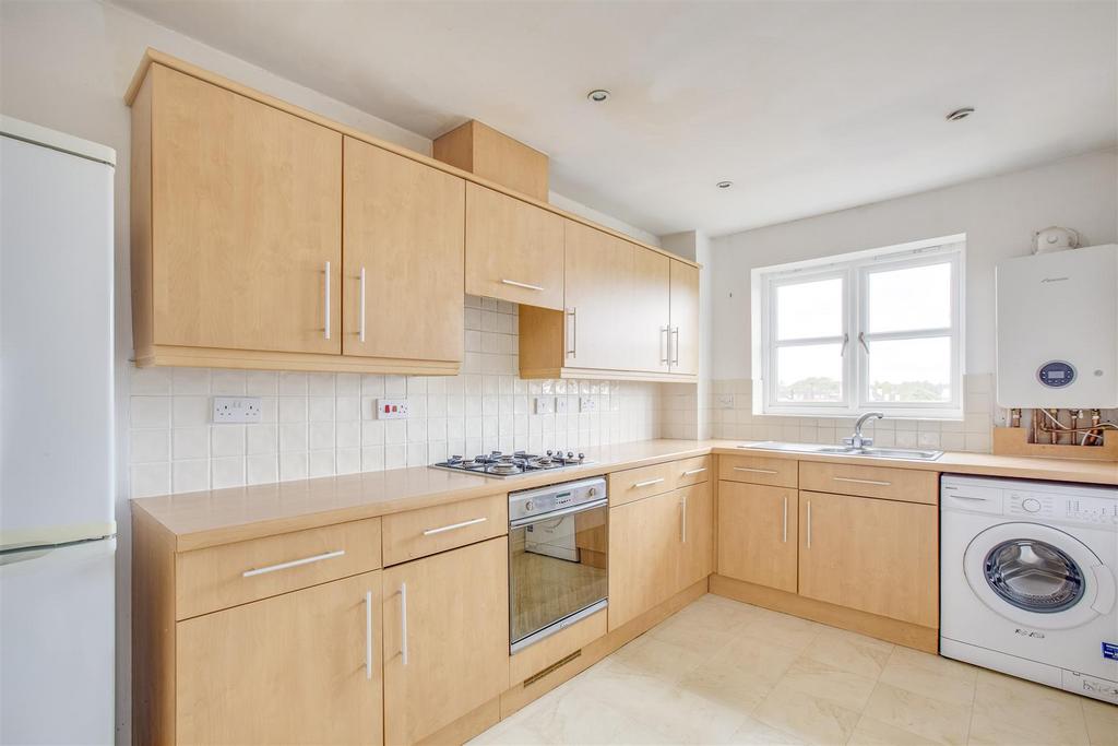 8 Midsummer Court, Penn Road, HP15 7 LD-8.jpg