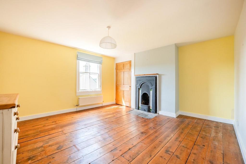 77 Bailbrook Lane BA1 7 AL-24.jpg
