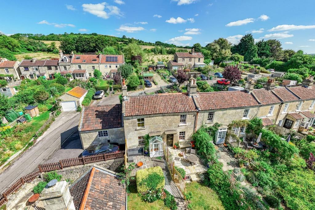 77 Bailbrook Lane BA1 7 AL-3.jpg