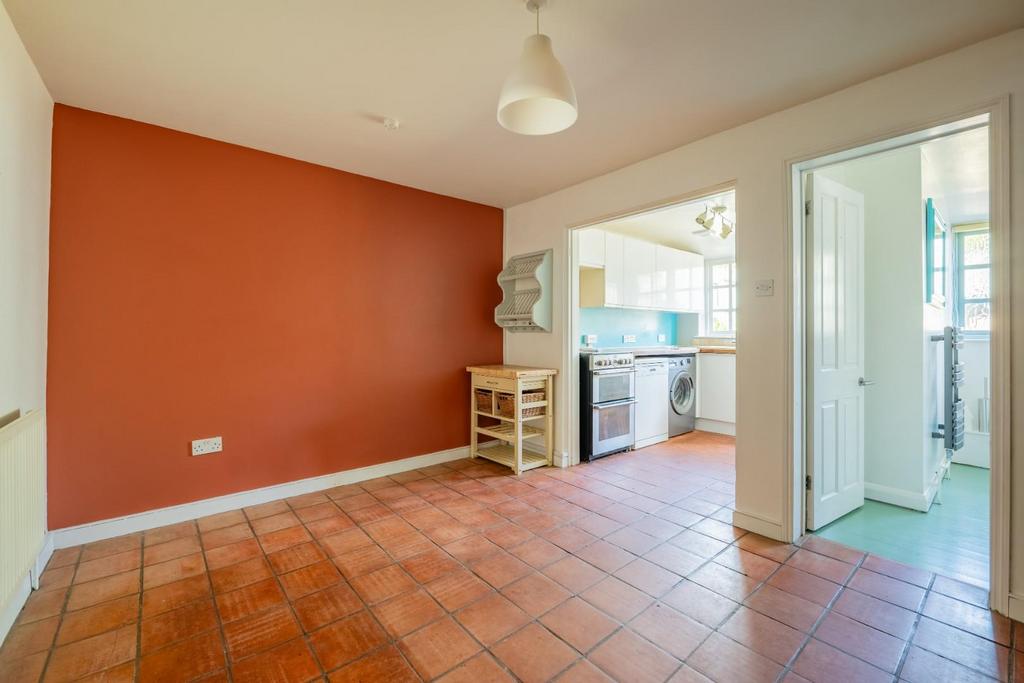 77 Bailbrook Lane BA1 7 AL-17.jpg