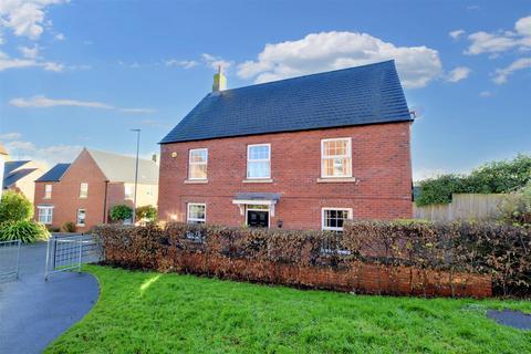 17 Bentley Road, Castle Donington, Derby, DE74 2UL