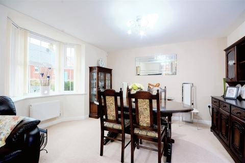 17 Bentley Road, Castle Donington, Derby, DE74 2UL