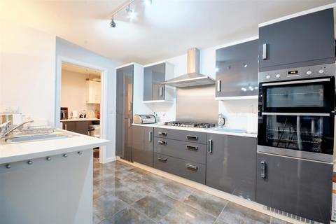 17 Bentley Road, Castle Donington, Derby, DE74 2UL