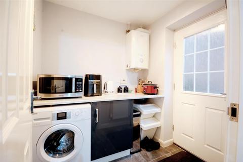 17 Bentley Road, Castle Donington, Derby, DE74 2UL