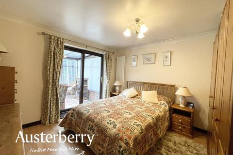 32 Blithe View, Blythe Bridge, Stoke-on-trent, ST11 9SD