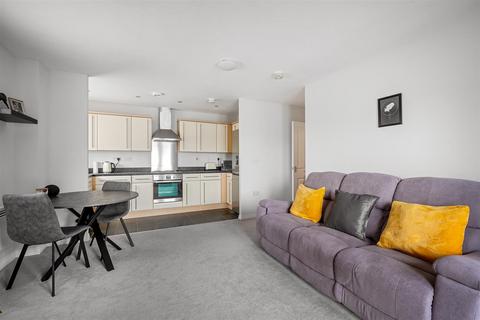 2 bedroom apartment for sale, Principal Rise, Dringhouses, York, YO24 1UB