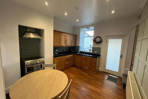 2 bedroom house to rent, Lower Clough Street, Nelson