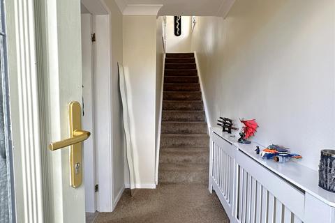 14 Biddick Close, Stockton-on-tees, TS19 0UJ