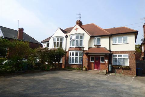 undefined, Beverley Road, Hull HU6