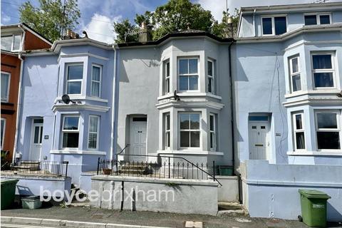 3 bedroom terraced house to rent, Glenmore Road, Brixham