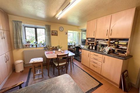 166 Basford Bridge Lane, Cheddleton, Leek, ST13 7EQ