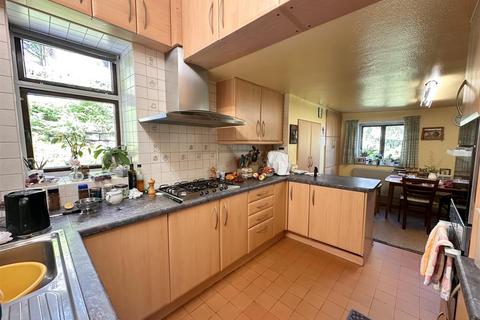 166 Basford Bridge Lane, Cheddleton, Leek, ST13 7EQ