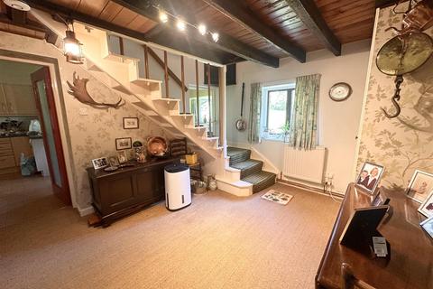 166 Basford Bridge Lane, Cheddleton, Leek, ST13 7EQ