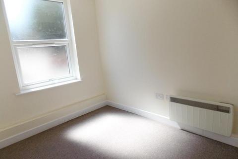 1 bedroom flat to rent, Cotmanhay Road, Ilkeston