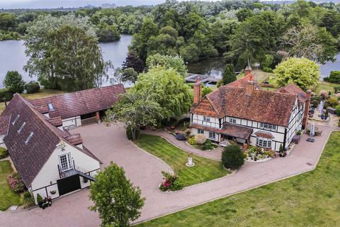 8 bedroom detached house for sale, Searles Farm Lane, Burghfield, Reading