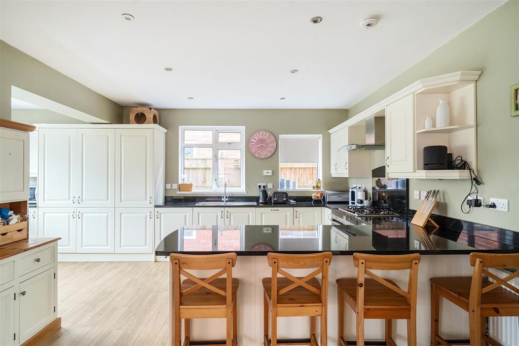 Kitchen/Dining room.jpg