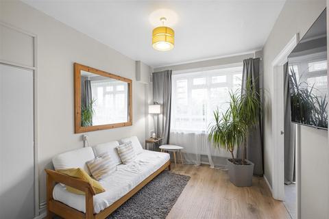 1 bedroom flat for sale, Dagnall Street, London SW11