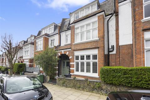 2 bedroom flat to rent, Glenmore Road, Belsize Park NW3