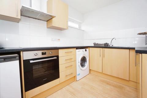 1 bedroom flat to rent, Hallam Court, Clarke Drive, Sheffield