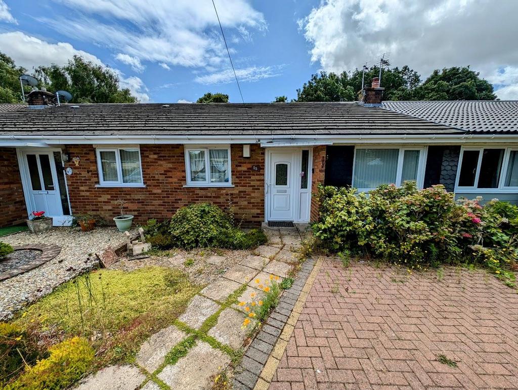 53 Kenilworth photo 2.jpg