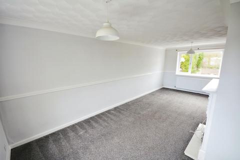 2 bedroom end of terrace house to rent, Malvern Walk, Coundon