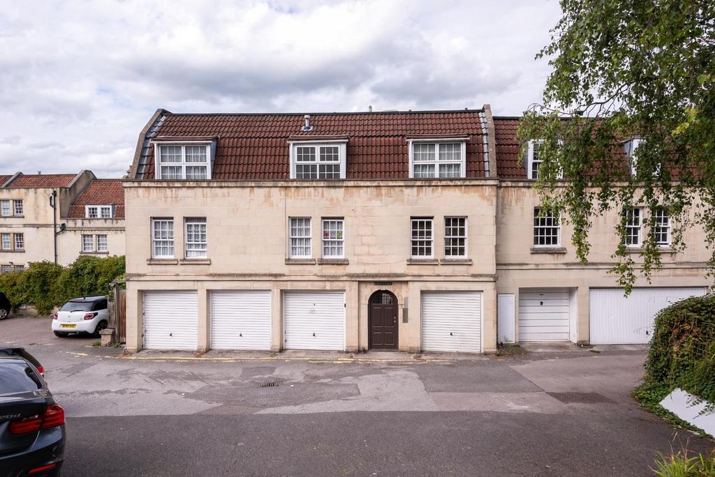 Flat D, Bartletts Court, Widcombe Parade, Bath, BA